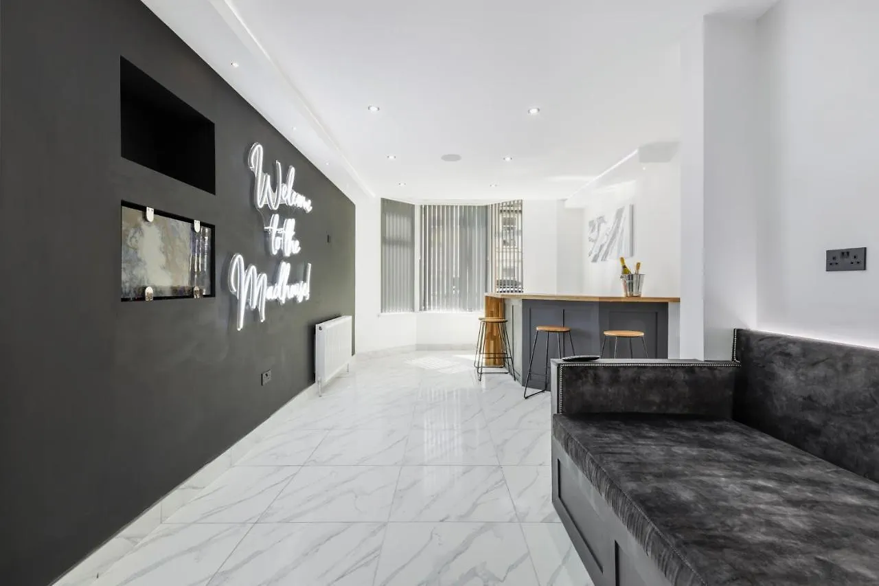 Crystal Towers Sasco Apartments Blackpool United Kingdom