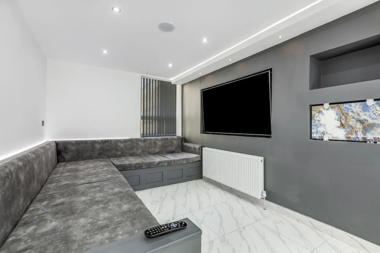 Crystal Towers Sasco Apartments Blackpool