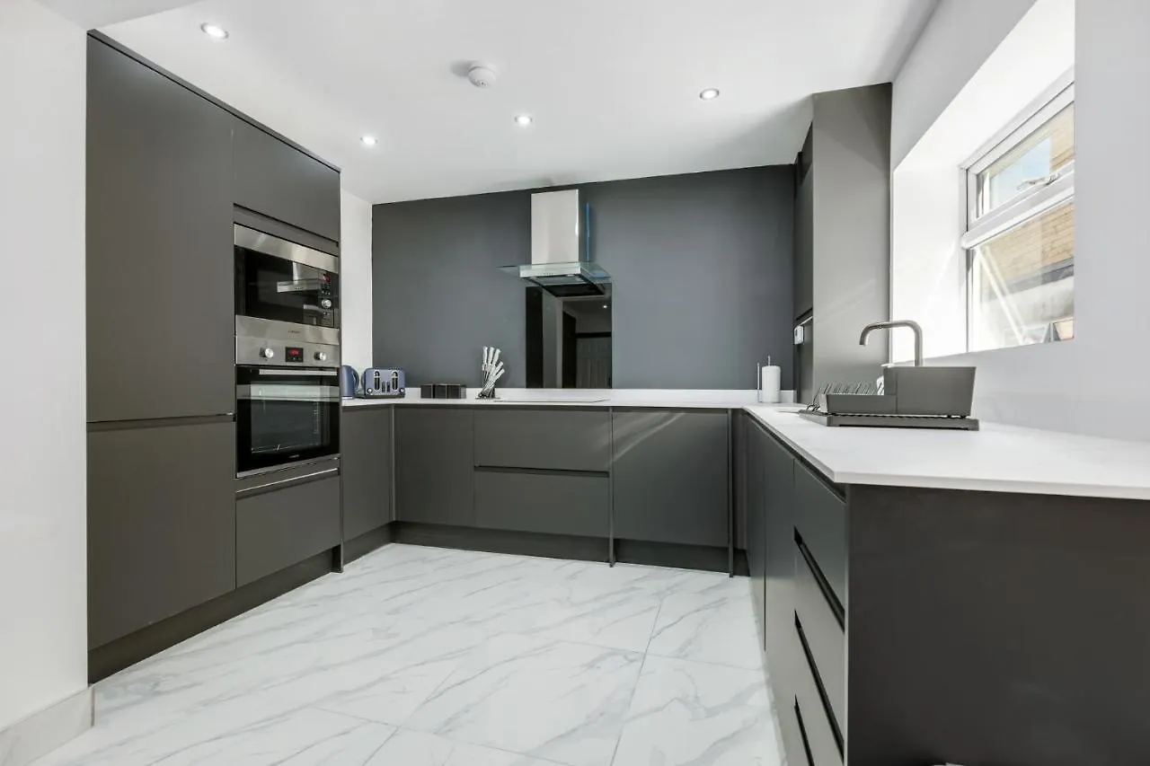 Crystal Towers Sasco Apartments Blackpool United Kingdom