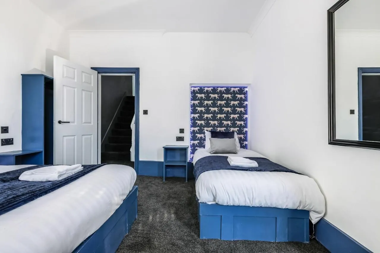 Crystal Towers Sasco Apartments Blackpool