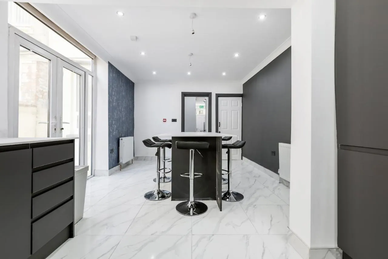 Crystal Towers Sasco Apartments Blackpool